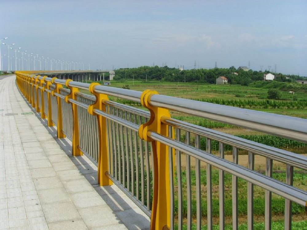 LAN CAN CẦU ĐƯỜNG BỘ